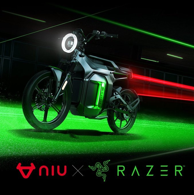 Razer с лимитирано издание електрически скутер – NIU X Razer SQi Edition